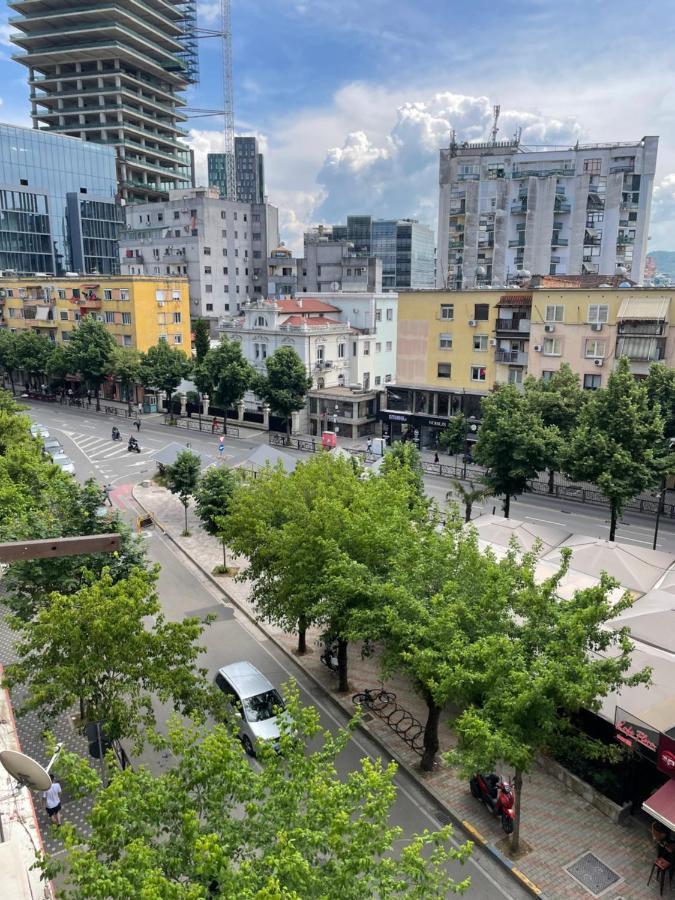 City Center Apartment Kafe Flora Tiranë Eksteriør bilde