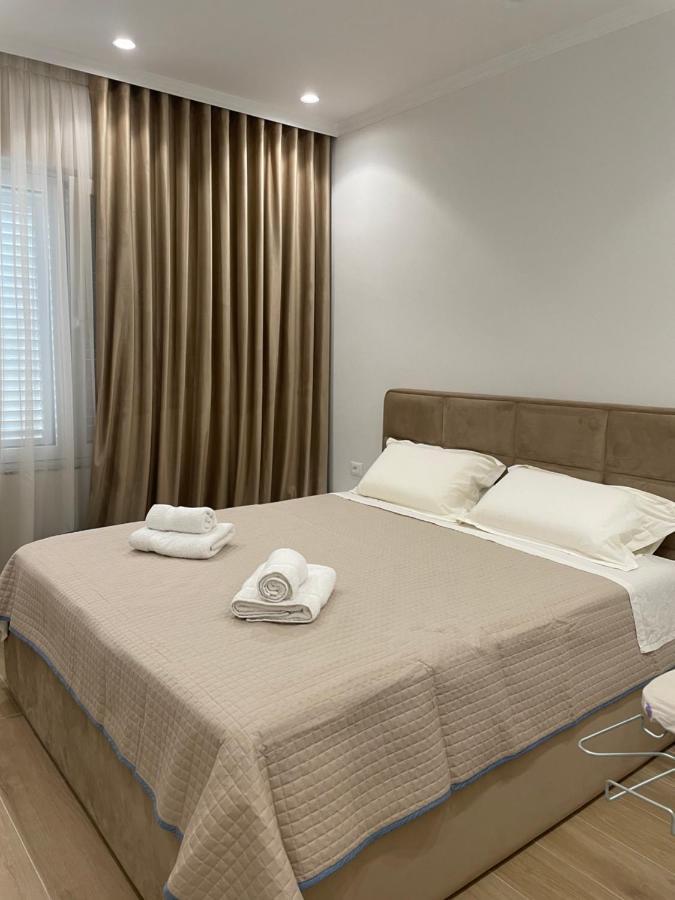 City Center Apartment Kafe Flora Tiranë Eksteriør bilde